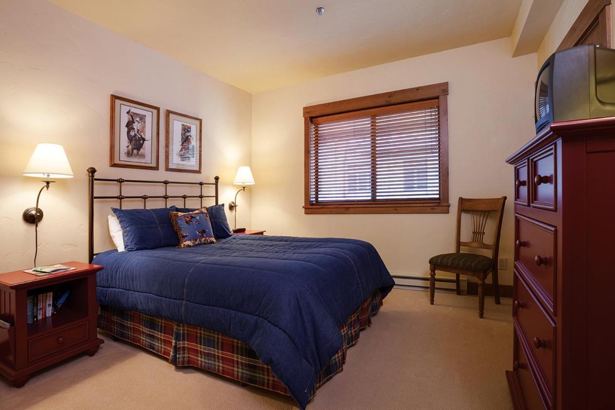 Snow Flower Condos Steamboat Springs Room photo
