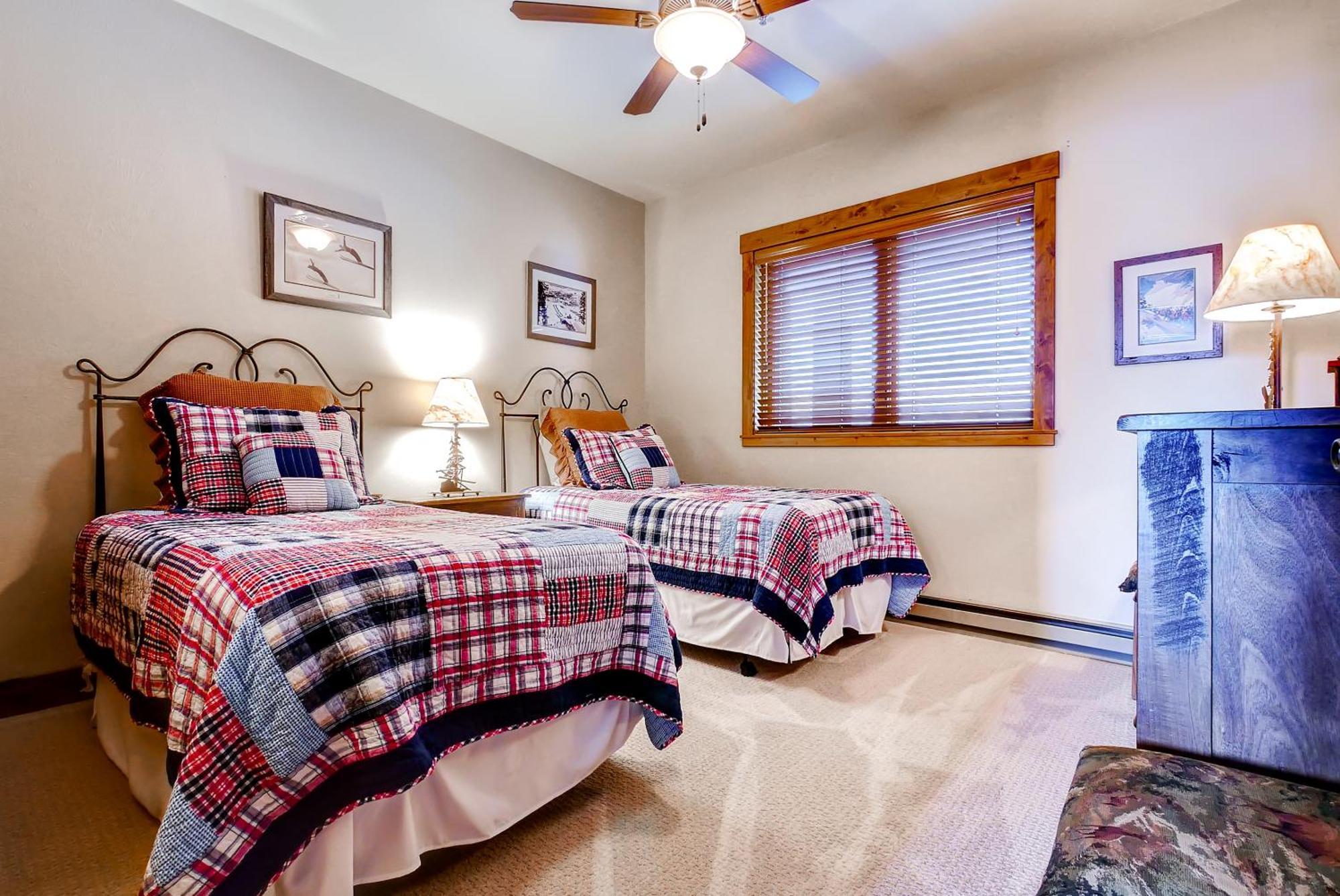 Snow Flower Condos Steamboat Springs Room photo